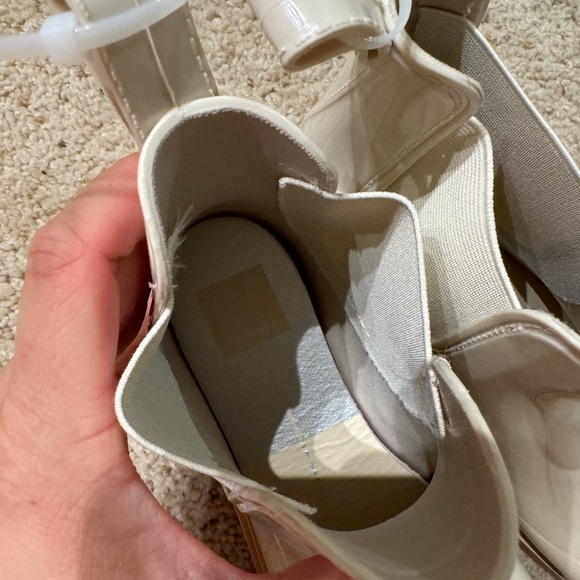 Dolce Vita Thunder H2O Boots Ivory Patent Stella Rain Boots size 9 - Picture 5 of 5